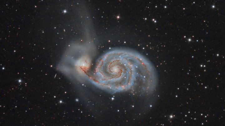 Волна галактического каннибализма настигла Землю