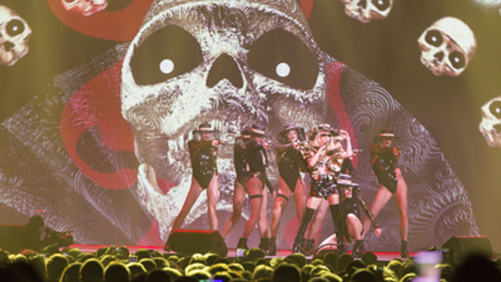 Поклонники осудили певицу Лободу после посещения Ирпеня под Киевом: 8 лет вы молчали