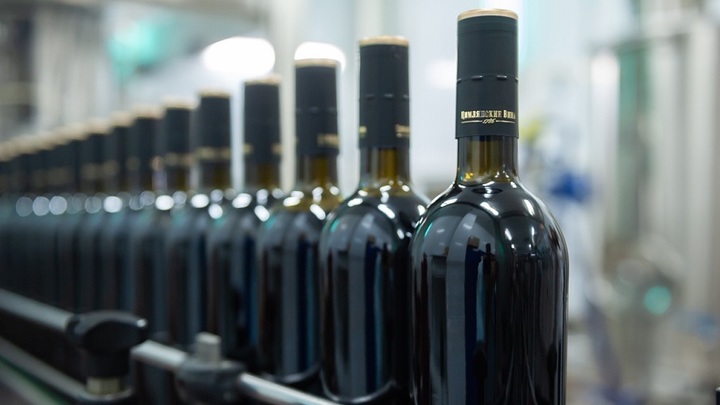 Власти Херсона ограничили продажу алкогольной продукции