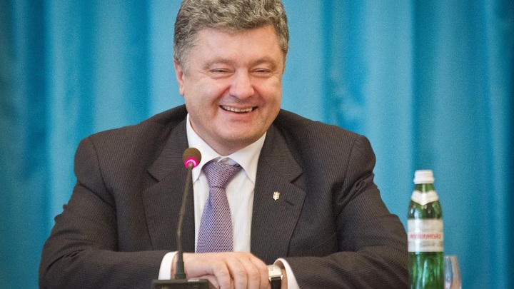 Порошенко запустил на Youtube «рекламу» военного положения