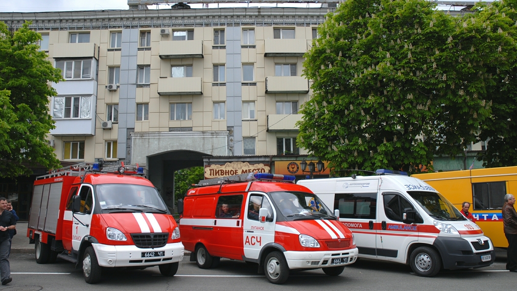 В Луганске прогремел второй, более мощный взрыв В Луганске прогремел второй, более мощный взрыв
