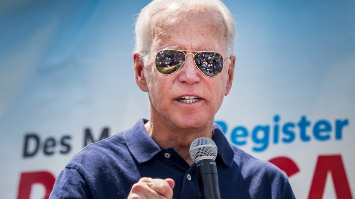 Стала известна цена подарка Байдена Путину: Можно купить в Москве, дорого