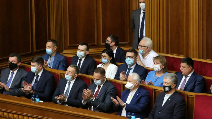 Матушка Россия, забери!: Донбасс возвращается домой, Киев грозит войной и затыкает уши