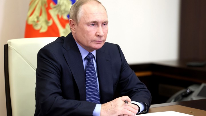 Жертвы мошенников могут получить компенсации. Путин поручил окончательно решить проблему