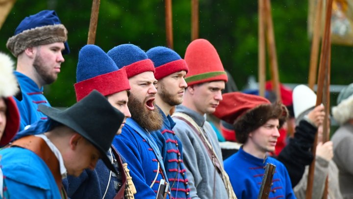 Гуляй город - первый день отгремел вместе с Uma2rman: Показываем шоу и рассказываем о втором дне