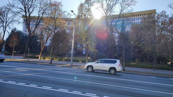 Теперь информацию об авто в Молдавии можно получить через SMS