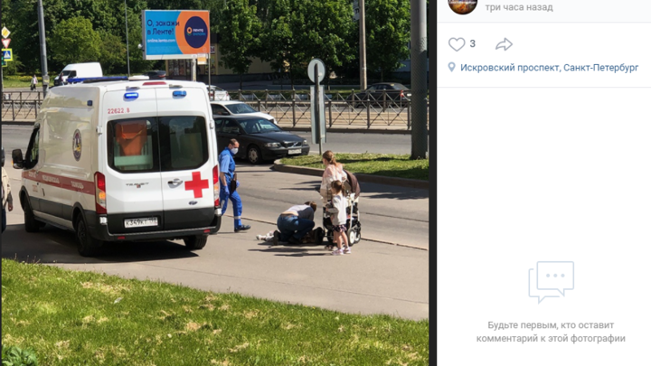 Сбил ребенка и нахамил: в Петербурге лихач на электросамокате наехал на семилетнюю девочку