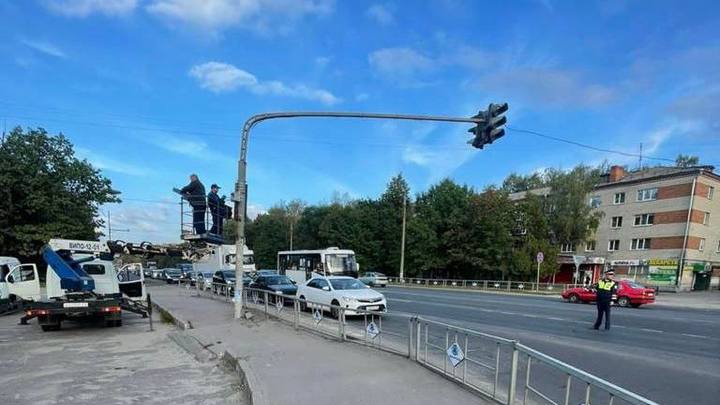 На въезде в Институтский городок Владимира изменится схема работы светофора