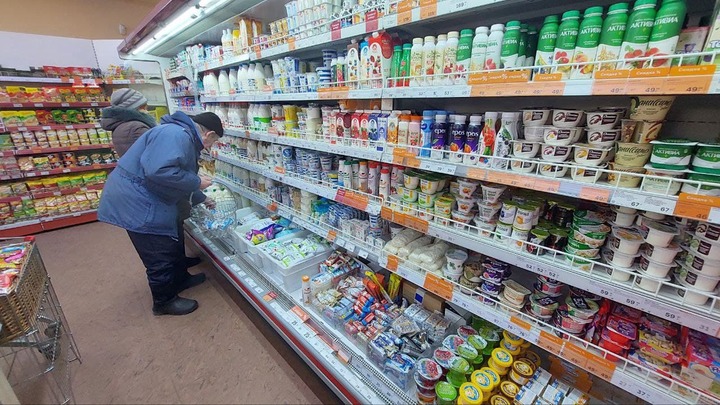Врач-эндокринолог Янг назвала еду, которая вреднее соли и жирной колбасы