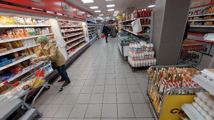 Сыр и рыба подорожали за неделю в Кузбассе, а гречка подешевела
