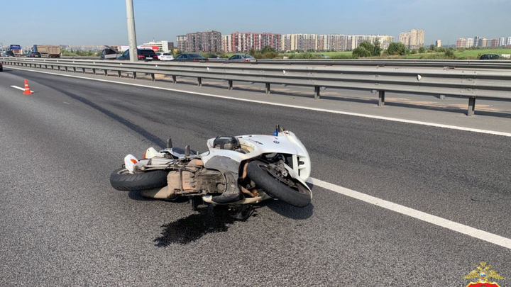 Вокалистка петербургской рок-группы погибла в страшной аварии на КАД