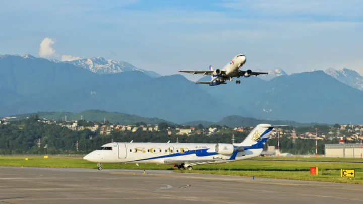 Международный аэропорт Сочи возобновил прямое авиасообщение с Актау