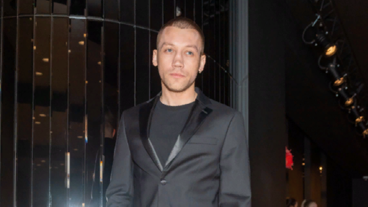 Актёр-предатель пришёл на поклон к Западу: Всё, к чему притронется Россия, - умрёт