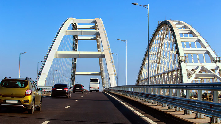Крымский мост фактически не охранялся. Как это возможно при таком количестве угроз?