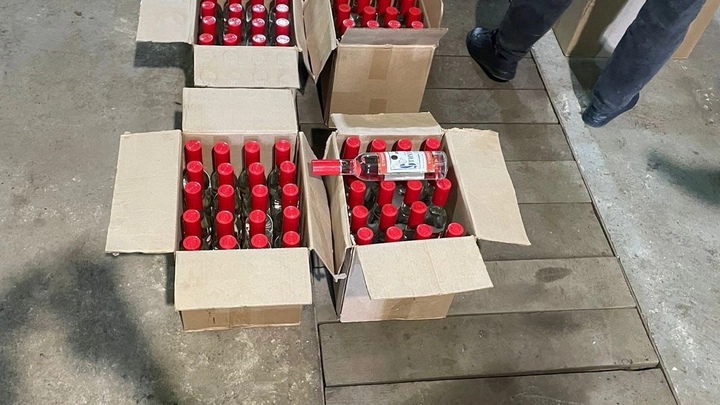 Жителя Новосибирской области оштрафовали на 2 миллиона за контрафактный алкоголь