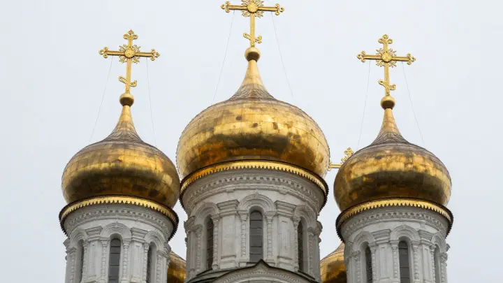 Священник Лукьянов отметил рост числа молодых пар, выбирающих венчание