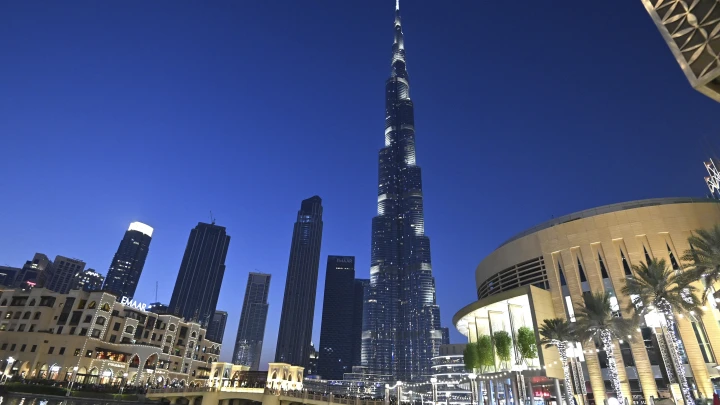 Такие, как украинская модель, работают на поток: Что на самом деле происходит на закрытых вечеринках в Дубае