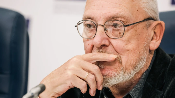 Не зря называют барчонком: Почему сына Юрия Никулина считают предателем Родины?