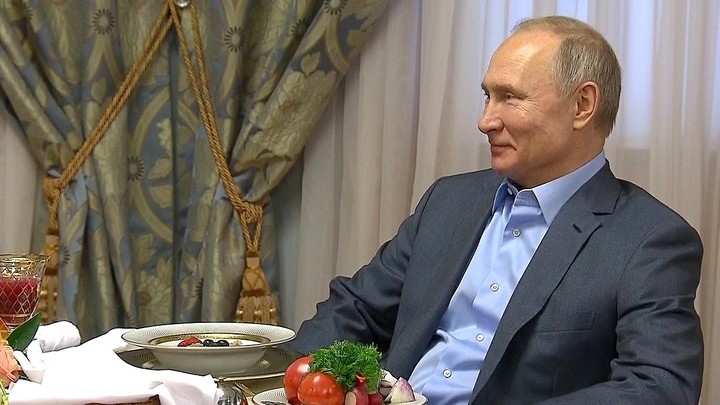 Пока я президент, у нас не будет родителя №1 или №2, будут папа и мама - Путин Пока я президент, у нас не будет родителя №1 или №2, будут папа и мама - Путин