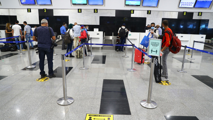 Вернувшаяся из Египта рассказала, как избежать толп в аэропорту: Есть приорити-услуга