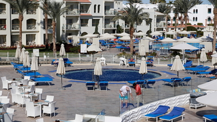 Как избежать кишечных инфекций и отравлений в отпуске: Врач дала советы