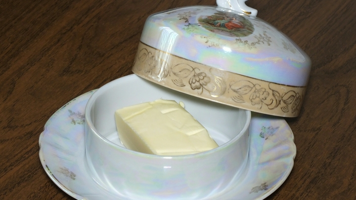 Сливочное масло может вызвать рак. Диетолог объяснила почему