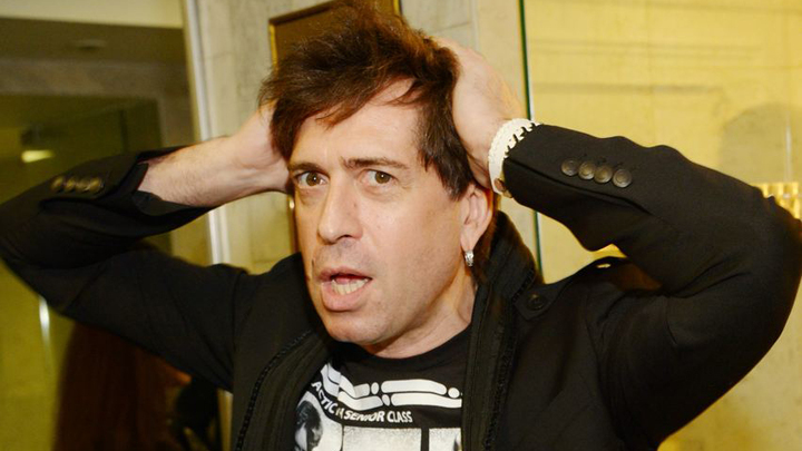 Макс Покровский* знает, что загнан в угол. Что стоит за нападками музыканта на Россию и СССР