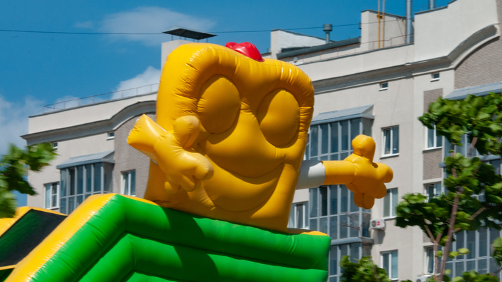 В Подмосковье ребёнок мог стать инвалидом после неудачного падения на батуте