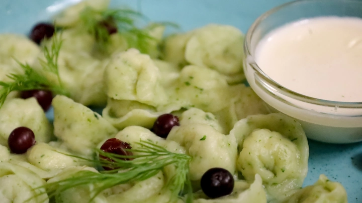 Проверка пельменей неприятно удивила экспертов. Популярный продукт оказался опасным для здоровья