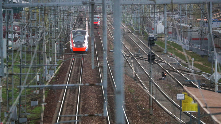 Пассажиры сошедшего с рельсов поезда Воркута — Новороссийск отправились по маршруту