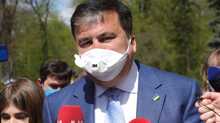 Саакашвили отрёкся от должности премьера Грузии: Меня не интересует