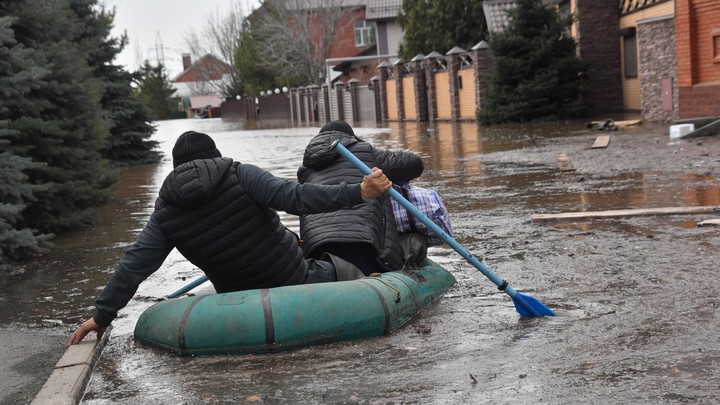 Режим повышенной готовности: Емецк под угрозой затопления