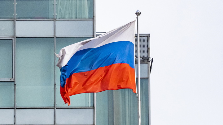 На удары по Украине ответили атакой на посольство России