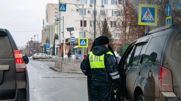 Какие штрафы для автовладельцев в России появятся в декабре 2025 года