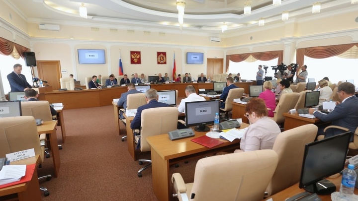 Владимирскому губернатору Александру Авдееву сняли ограничение на количество заместителей
