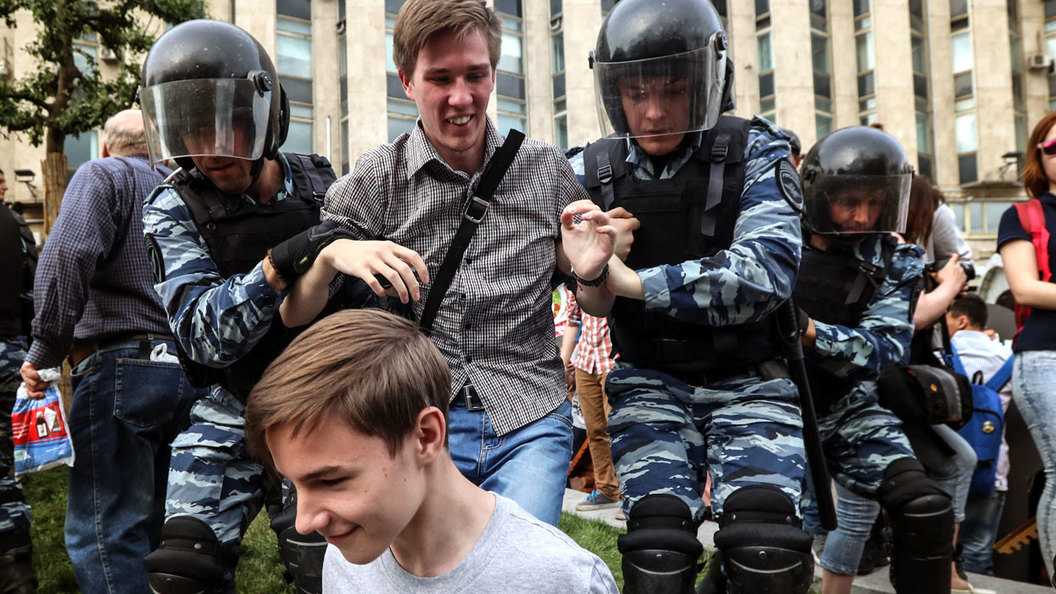 Юрий Пронько: Навальный - подлец и провокатор, но… Юрий Пронько: Навальный - подлец и провокатор, но…