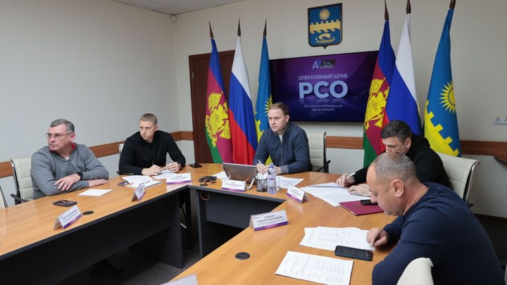 В Анапе отменили занятия в школах и детских садах из-за шторма