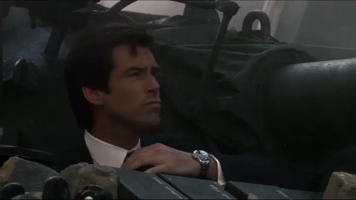 Просто анекдот какой-то. Британские шпионы третий раз попадаются в России на одном и том же