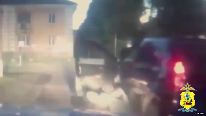 Выпрыгнул на ходу: в Северодвинске пьяный водитель пытался уйти от погони