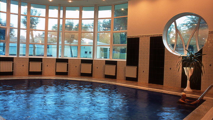 Российские курорты откроются раньше: Где отдохнуть летом, попыталась подсказать Ломидзе