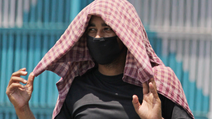 Вот косорукие-то: В Индии преступники хотели заживо похоронить жертву, но просчитались