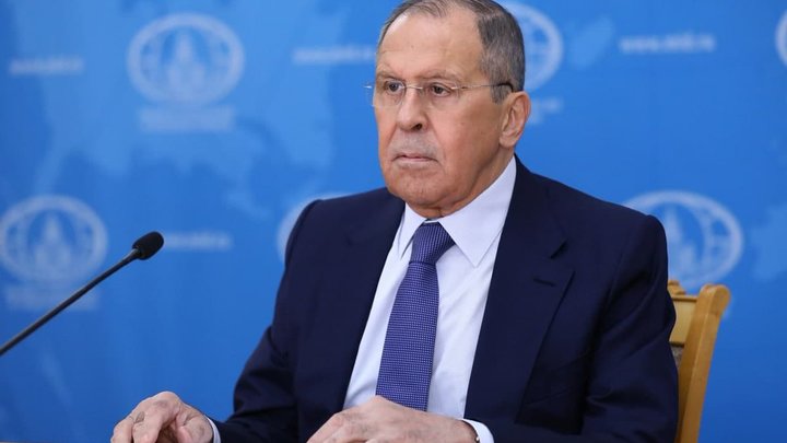 Лавров на примере НАТО и России показал казус демократии