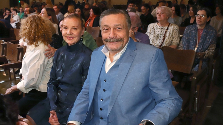 Хабенский уволил звезду Кухни Дмитрия Назарова и его жену из МХТ Чехова за критику СВО