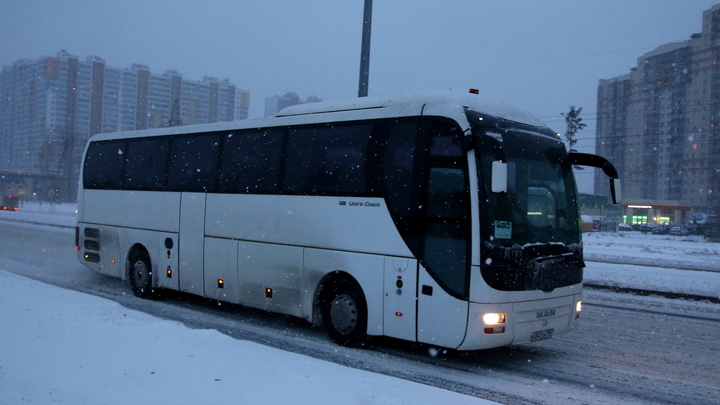 Автобус с 20 пассажирами застрял в 30-градусный мороз на Чуйском тракте