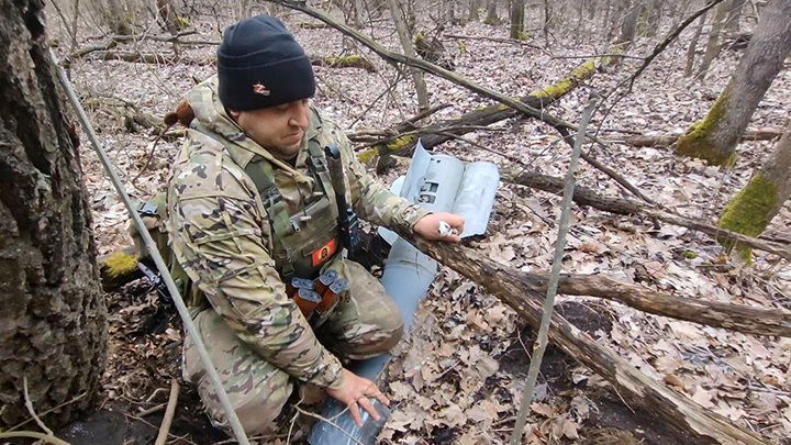 Письма детей довели до слёз опытных бойцов: Не могу! Не снимай, пожалуйста