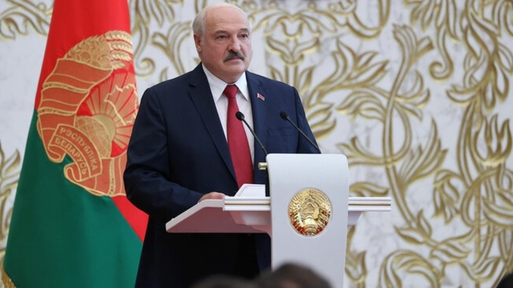 На этом месте будет стоять кто-то из вас: Лукашенко обратился к белорусским выпускникам