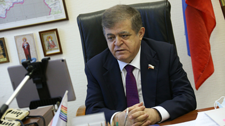Джабаров: Запад специально закрывает глаза на героизацию украинских нацистов