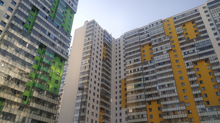 Спрос на маленькие квартиры в панельных домах вырос в Новосибирске