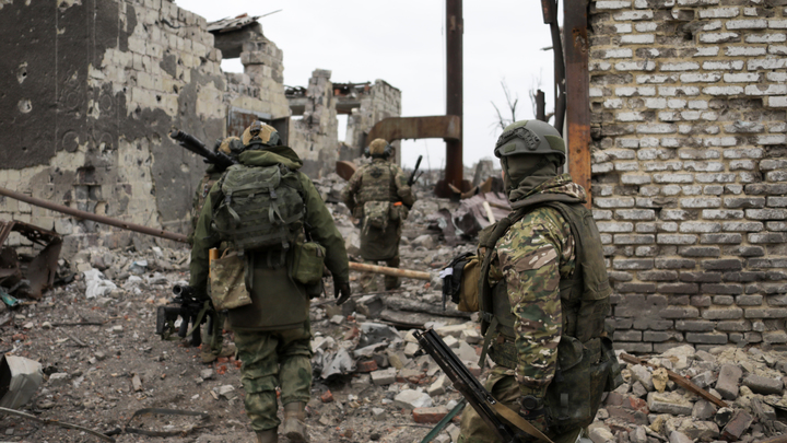 Гранаты летали, как снег: Русские штурмовики уничтожили британских наёмников в зоне СВО