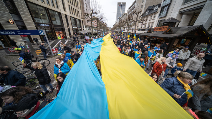 На Украине планируют ввести санкции против румынского сенатора